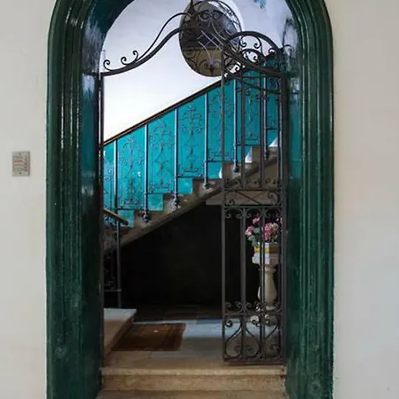 Paolo & Francesca's Loft Apartment